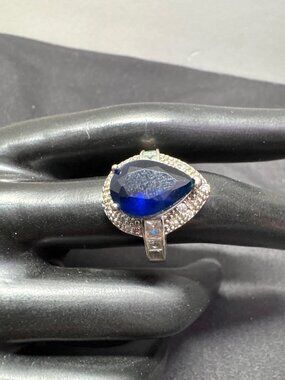 Teardrop Blue Stone Ring With Clear Accents Sterling Silver 925 Size 8 Elegant S